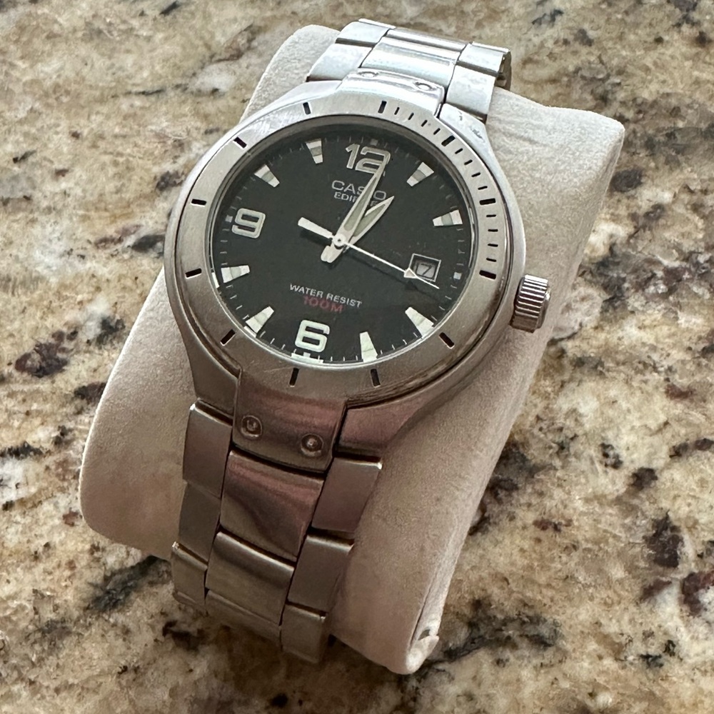 Casio Edifice EF-105 Watch